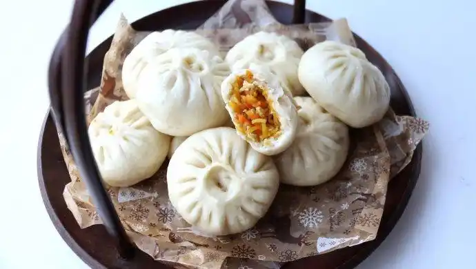 胡萝卜鸡蛋素馅包子