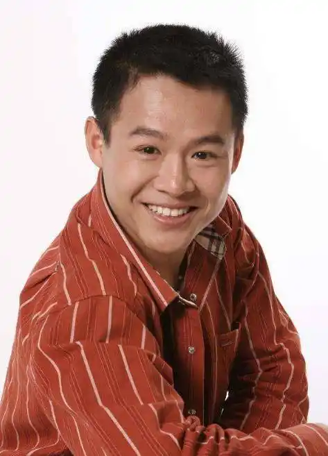 在2010年时,李连杰的替身刘坤就因为替李连杰拍摄一场爆炸戏而去往了