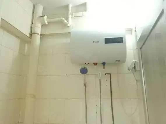 【多图】塘下涌一村新区,宝安周边租房,松岗塘下涌,电梯房,隔断式一房