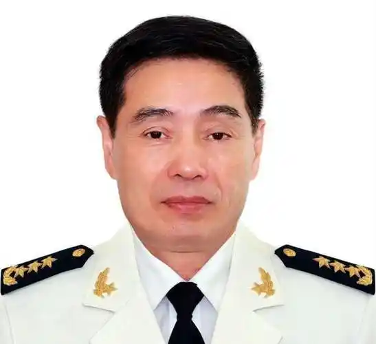 1985年后历任南海舰队司令员都有谁什么军衔