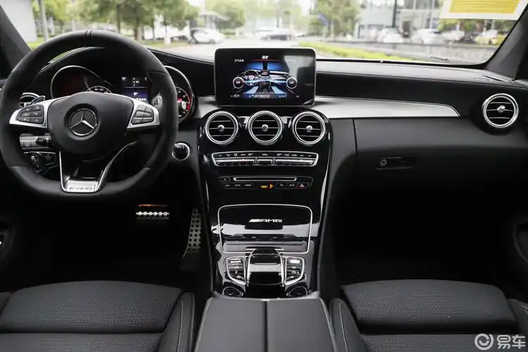 【奔驰c级 amg2016款c 63 轿跑车中控台整体汽车图片-汽车图片大全】