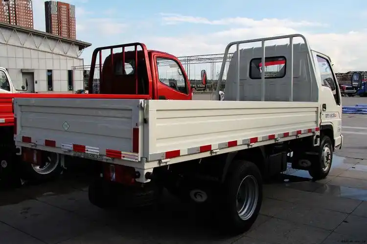 时代汽车 小卡之星q2 122马力 栏板式 单排 轻卡 bj1032v5jv5-e1