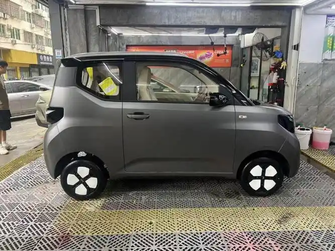五菱宏光mini改色山灰77黑顶_宏光mini ev社区_易车社区