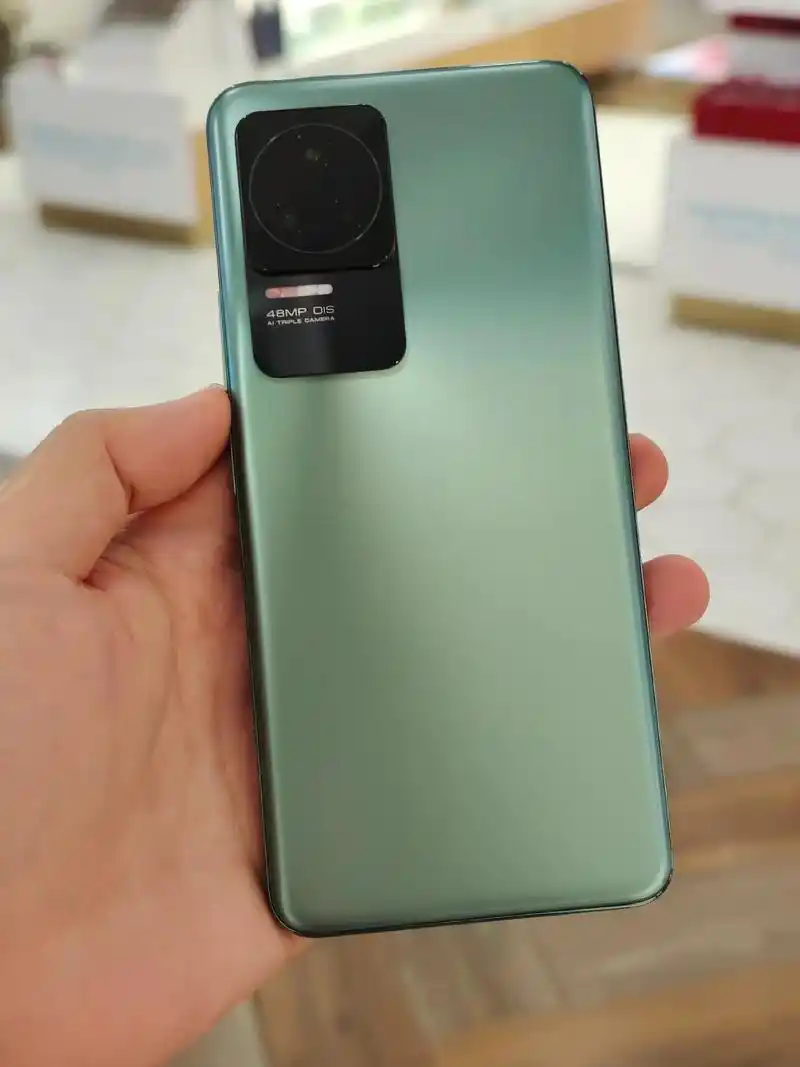 高性能高续航手机红米k50天玑版