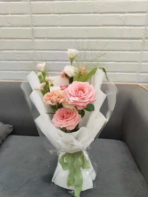 武汉花店迷你小花束教师节推荐