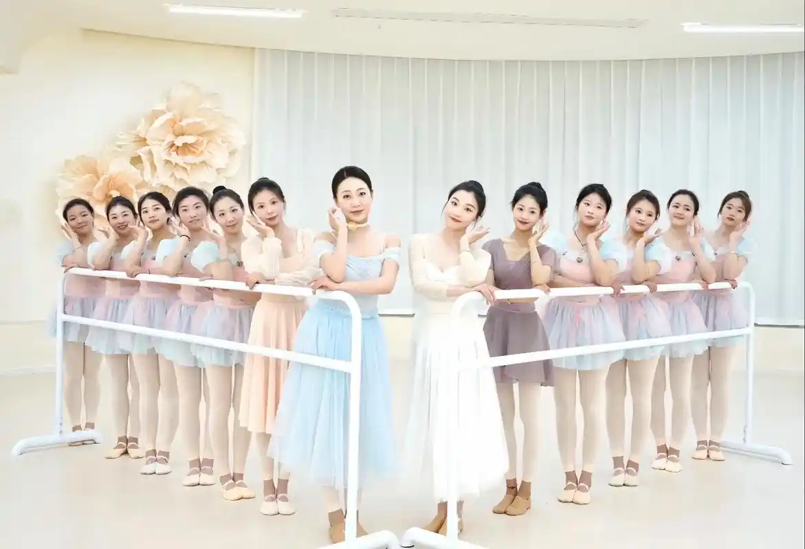 欣阳dance03有温度的教育者,工作不止是舞蹈室和家两点一线