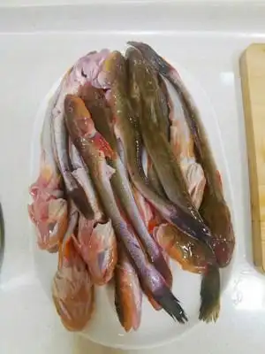 家常红烧海楞蹦的做法 步骤1