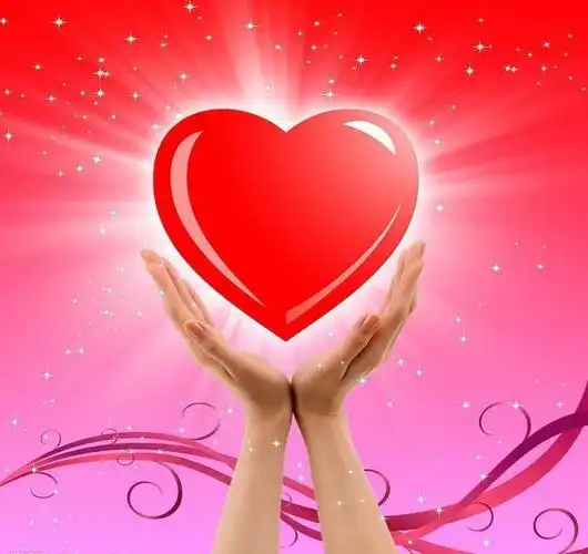 手捧心图片