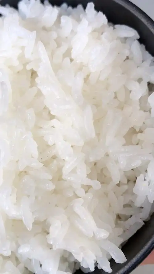 正宗五常稻花香大米煮出来的米饭,想吃吗?