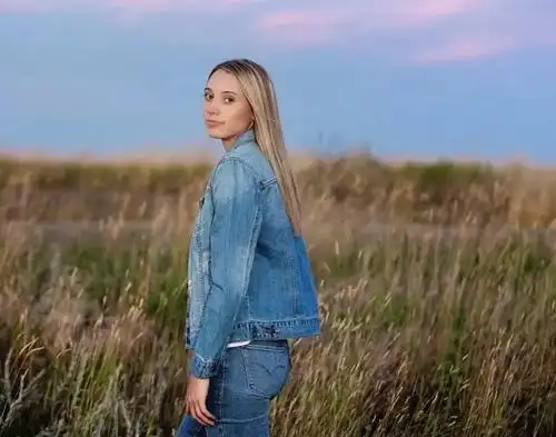 paigebueckers美国女篮u17国家队成员17岁身高1米8后卫