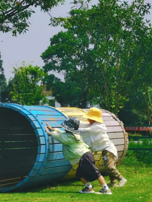 湖州双林后坝营地夏天露营太热了简直了