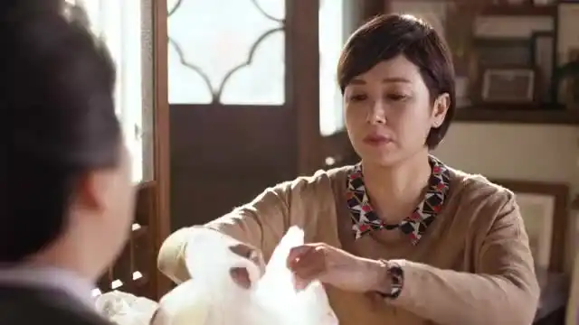 空巷子:齐乔的两条长辫子被马华沙"惦记"上了,嫌弃她太长?