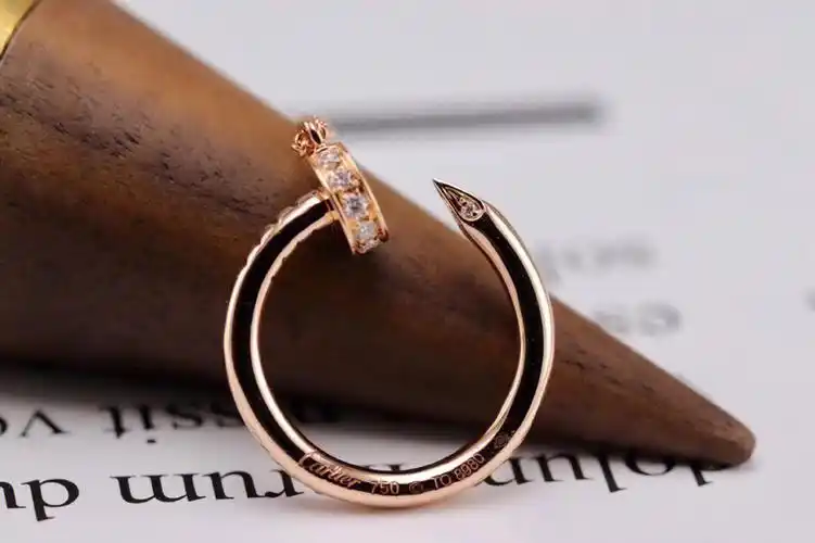 卡地亚钉子项链18k金真钻