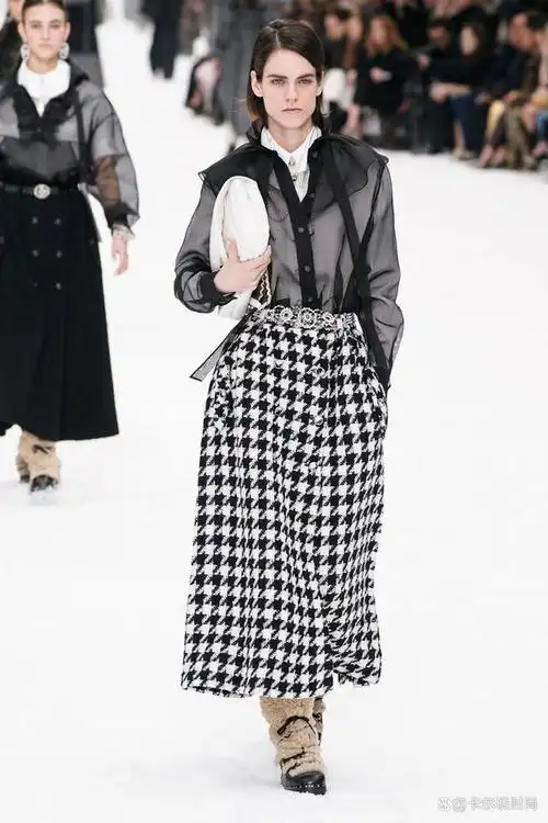 chanel:用2019秋冬香奈儿系列的永恒优雅和现代风格发表声明