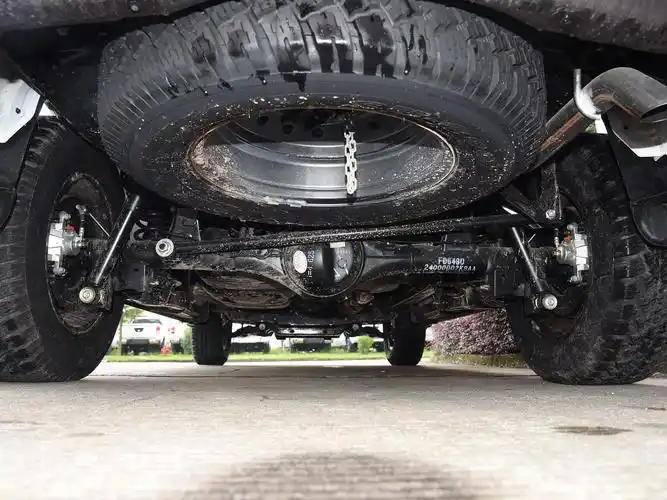 底盘高,动力强的一款国产越野车