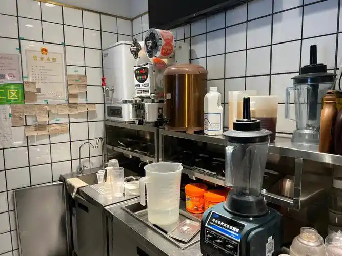 有个开奶茶店的好朋友是什么体验