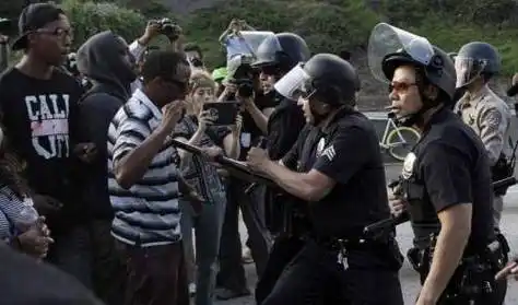 原创美国黑人父子连环狙杀计划30天杀180个白人后来怎样了