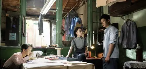 《外滩钟声》热播 黄洋洋饰"不简单的闺蜜"罗曼莉挑战演技