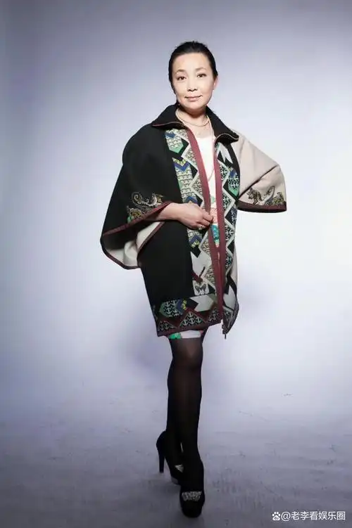 戴春荣:张铁林是感情生活混乱,而我一辈子只有一段感情