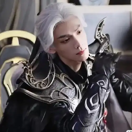 一身反骨的孔雀大明王摩诃