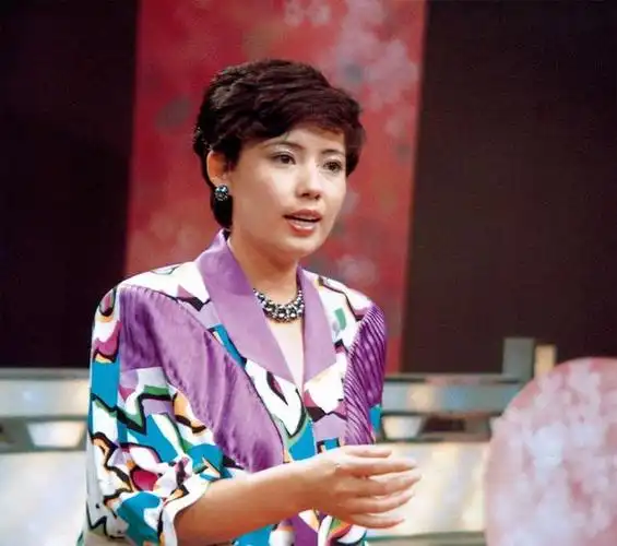 《枉凝眉》——声音极具穿透力原唱者——陈力