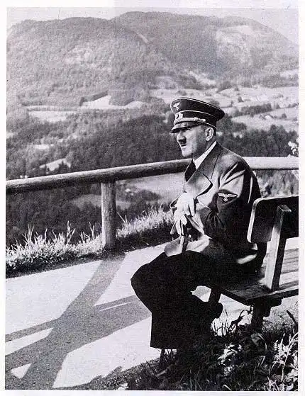 希特勒丝毫不好色:娶妻子爱娃是不愿意看到她自杀