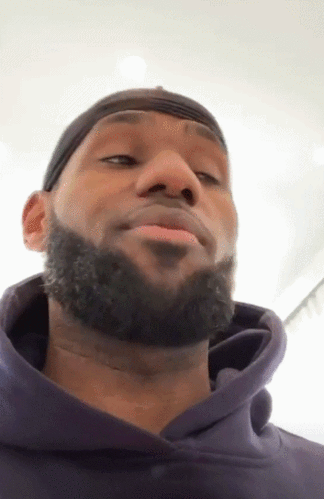 詹姆斯:我越老越棒!将自己比作波波维奇的最爱