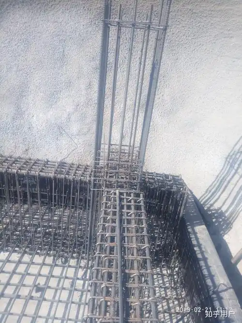 框架柱的钢筋施工过程是什么啊?