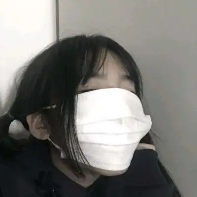 美女大头像戴口罩真人