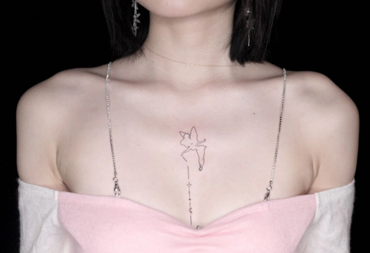 女生胸口纹身图案适合胸口纹的图案女7