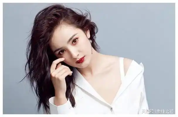 "资本弃子"杨幂还是被踢出了局,和嘉行解约的幕后是被闺蜜插刀