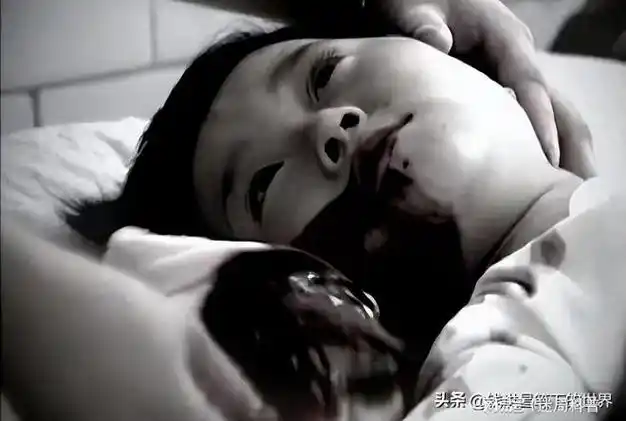 青海小苏丽:3岁被针线缝嘴,5岁被虐死,7年后又遭生母掘坟