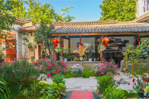 大理古城福水61蜜月大床房典型的白族特色庭院安静舒适在这里您可以