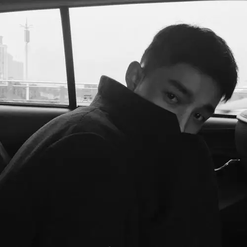 微信帅气男生头像图片