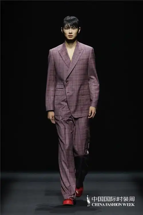 杉杉中国西服流行趋势发布迭变融创启序时尚新潮