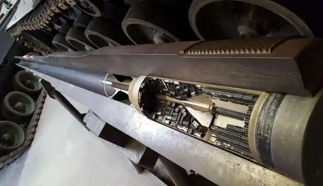 美军m1a2坦克喜提以色列研发的护体神器仍扛不住99a一炮