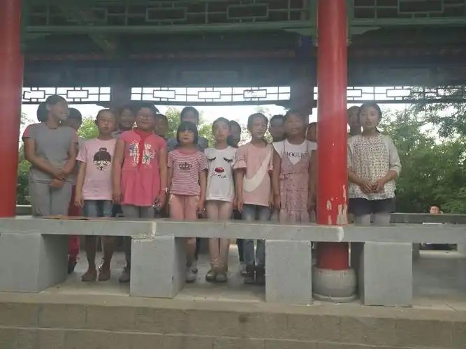 六一儿童节,六二过,安塞区第一小学五年级九班的孩子们在语数老师的