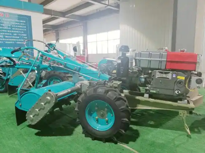 手扶拖拉机中的战斗机