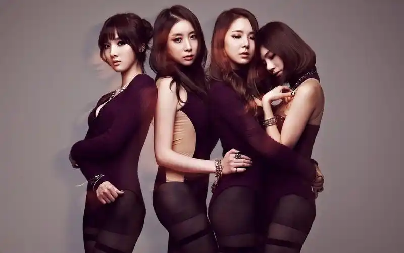 161008 (minhee) marionette