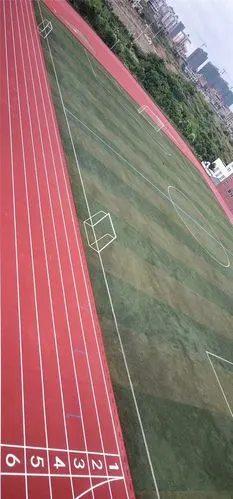 400米塑胶跑道施工