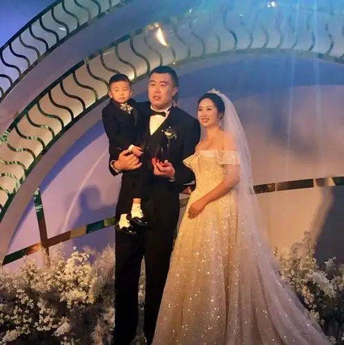 为辽篮拼搏不怕受伤曾拒绝多支cba球队邀请33岁被杨鸣器重