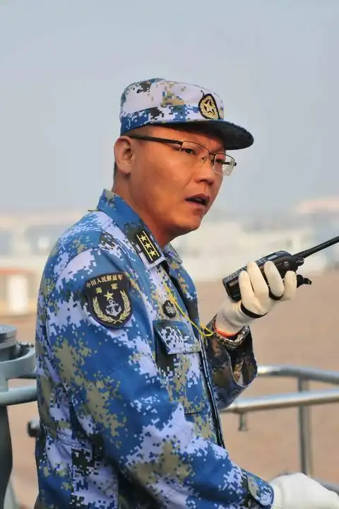 实打实的战斗力是训出来的记海军临沂舰舰长高克