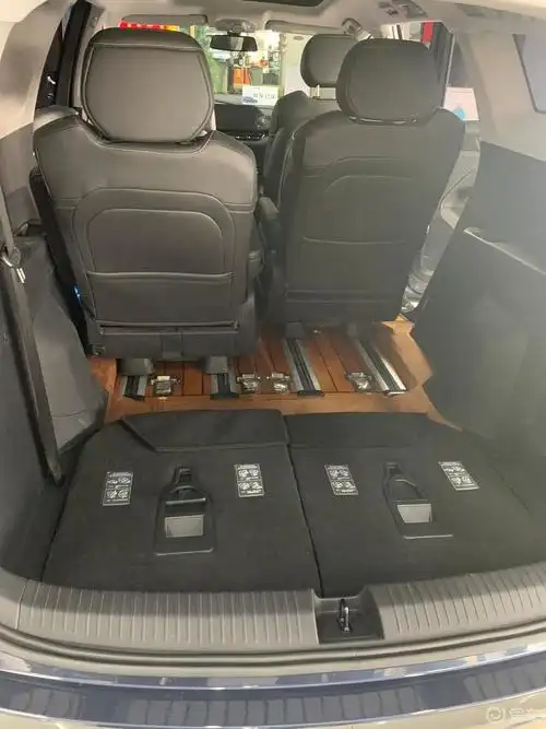 五菱凯捷灵活座椅值得信懒