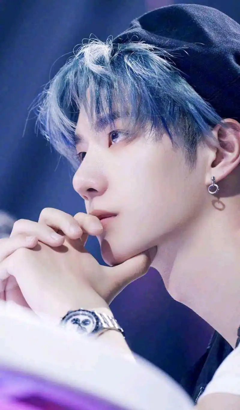 盘点娱乐圈;颜值爆表的五大男星!有你的爱豆吗?