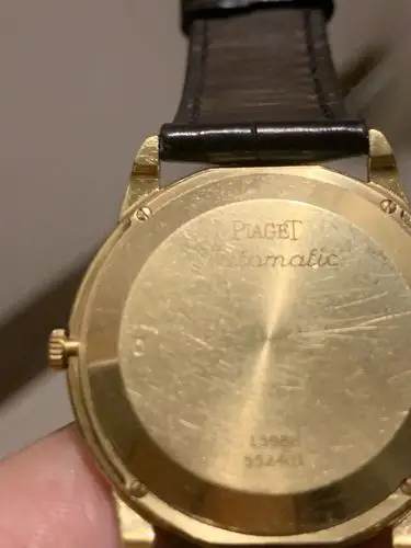 伯爵金表十几年老款?