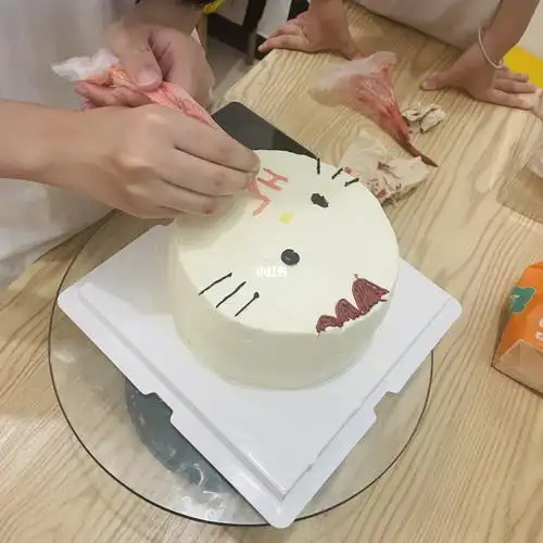 diy生日蛋糕给自己给家人做个蛋糕吧