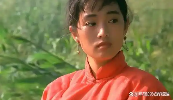 巩俐北漂追梦,八年爱恋无果,用青春献身电影艺术,终获暖暖归属