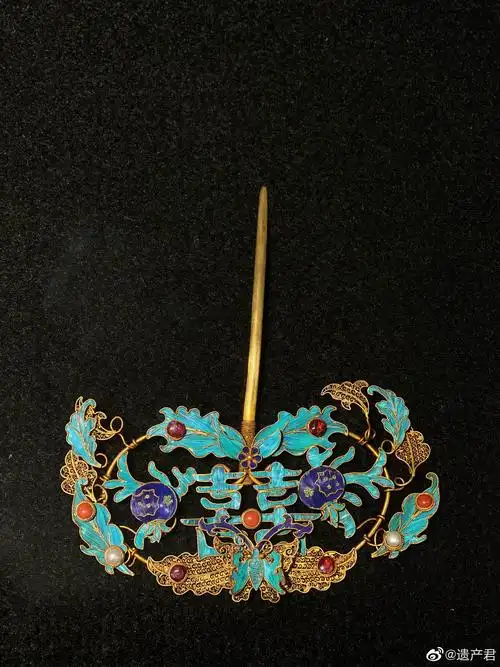 重庆故宫南迁纪念馆展出的清代点翠首饰