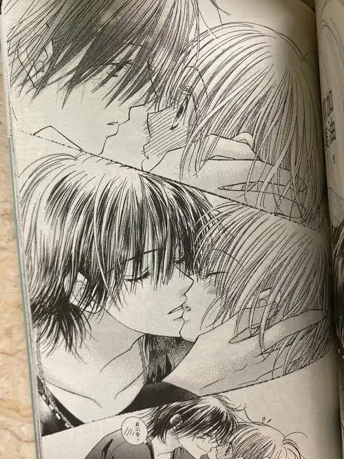 是古早画风的伪骨科少女漫小甜饼一枚啊