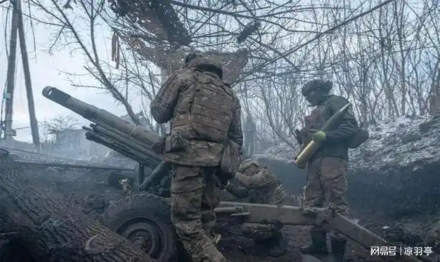 已经完全摒弃了二战期间的那种大规模坦克冲锋,集团军群火力覆盖打法